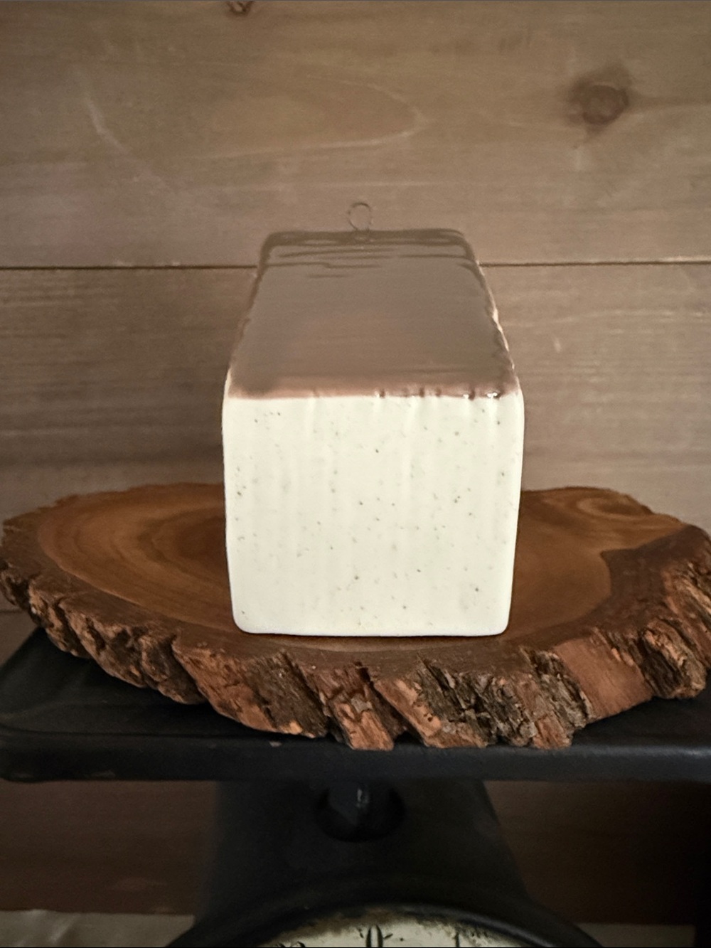 Small Stoneware House Figurine - Picture 2 of 11